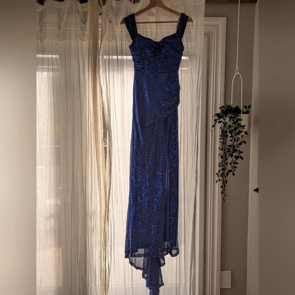 Elegant Blue Sequin Evening Gown